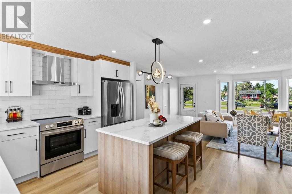 Single Family House Bungalow for Sale in  Pinewind Road NE Pineridge Calgary 