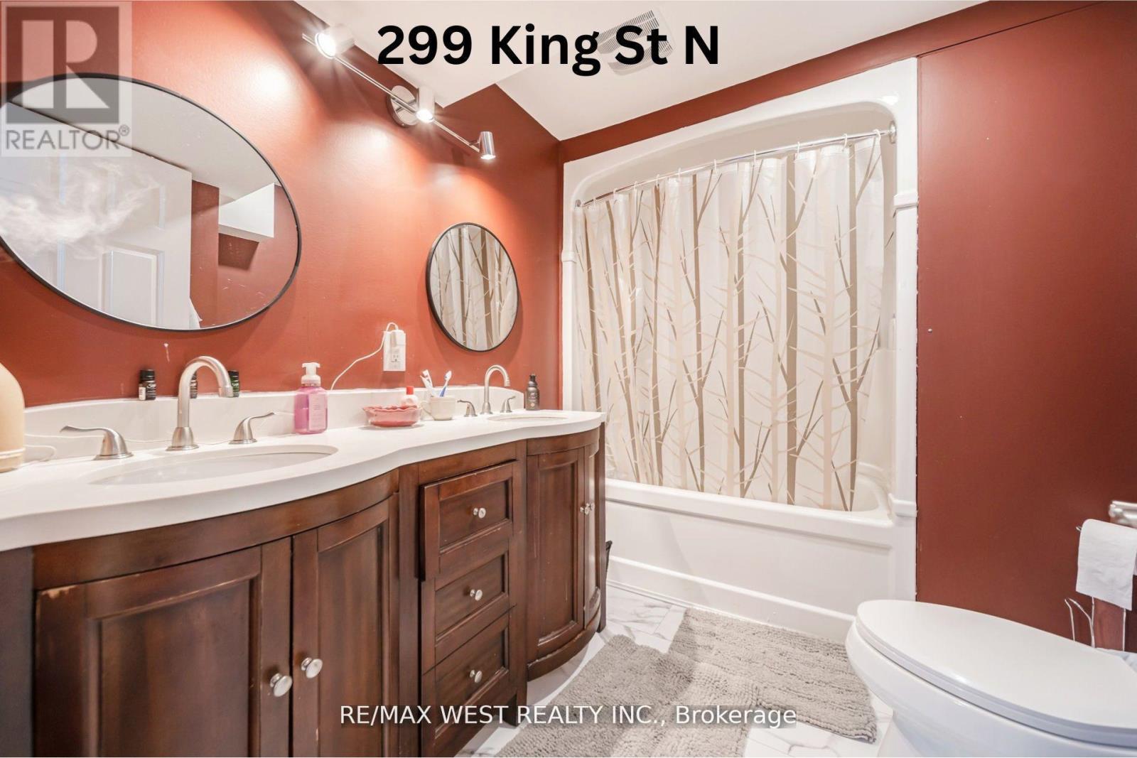 Photo 9 of 299 295 King Street N, New Tecumseth ON