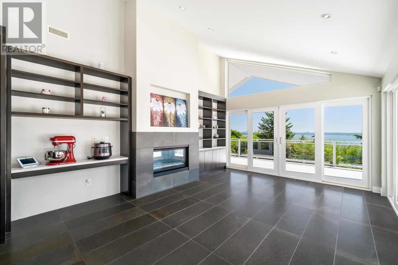 Photo 6 of 4111 Burkehill Road, West Vancouver BC