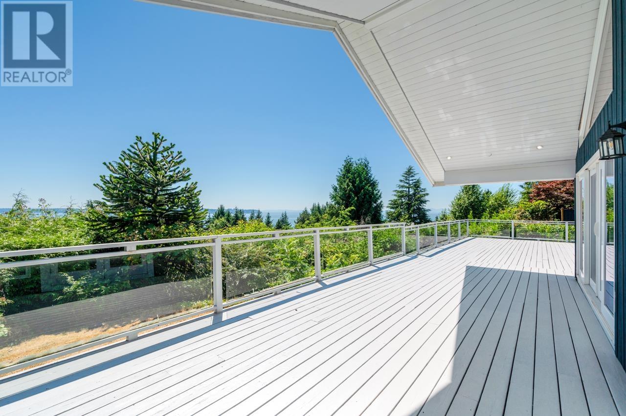 Photo 30 of 4111 Burkehill Road, West Vancouver BC