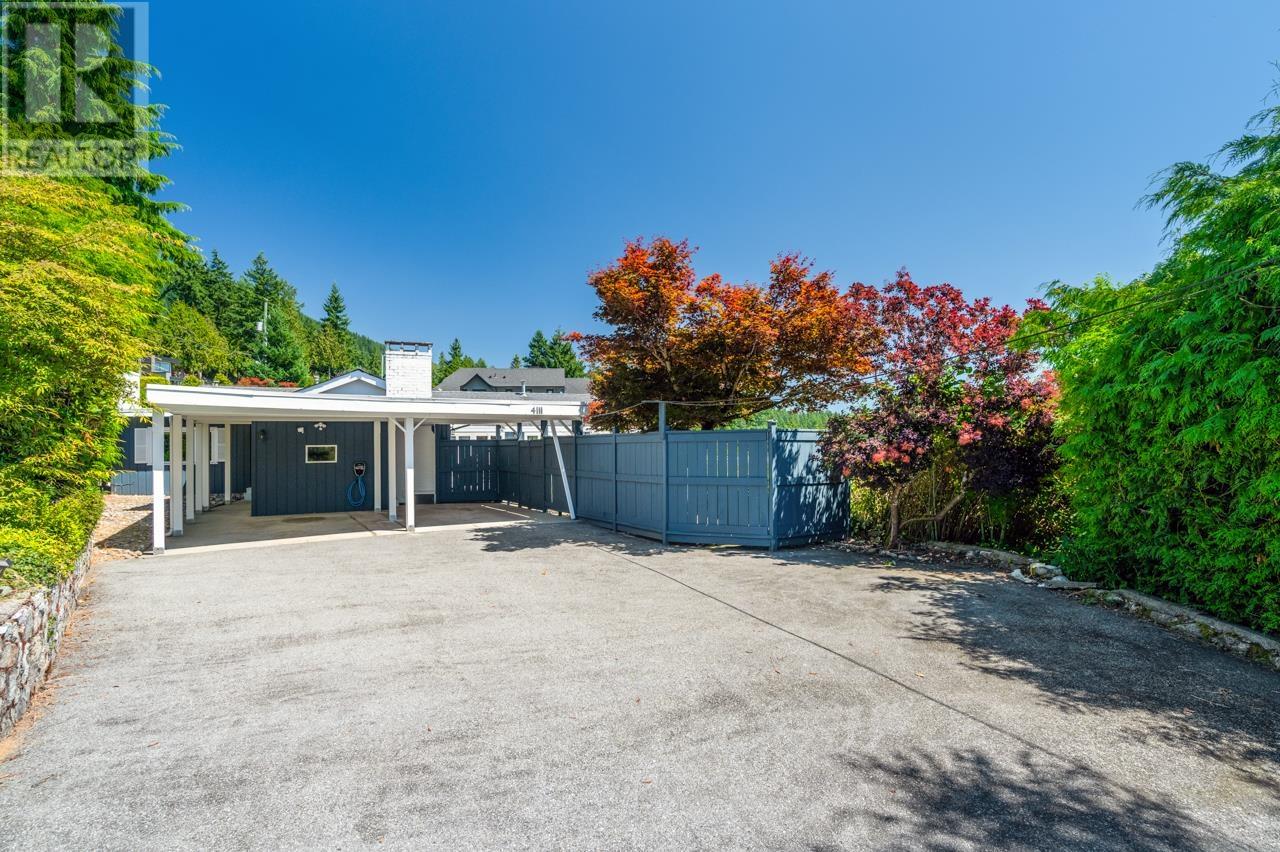 Photo 2 of 4111 Burkehill Road, West Vancouver BC