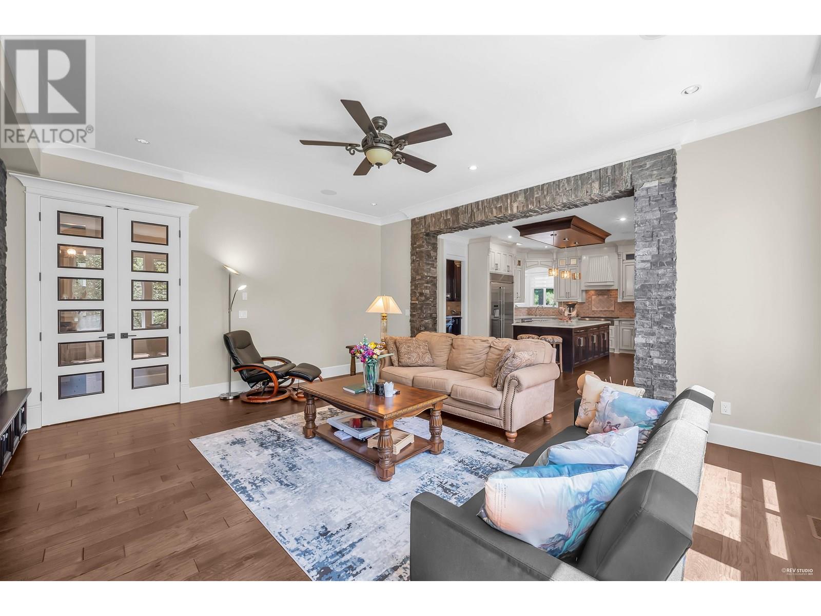 1025 THOMSON ROAD, Anmore