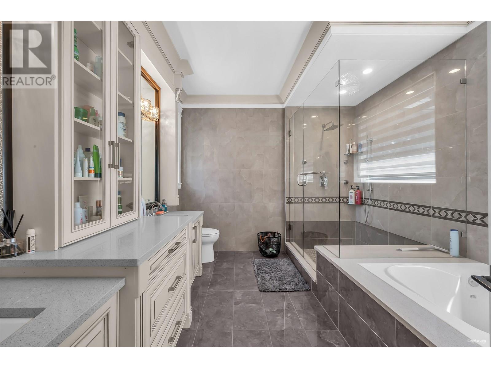 1025 THOMSON ROAD, Anmore