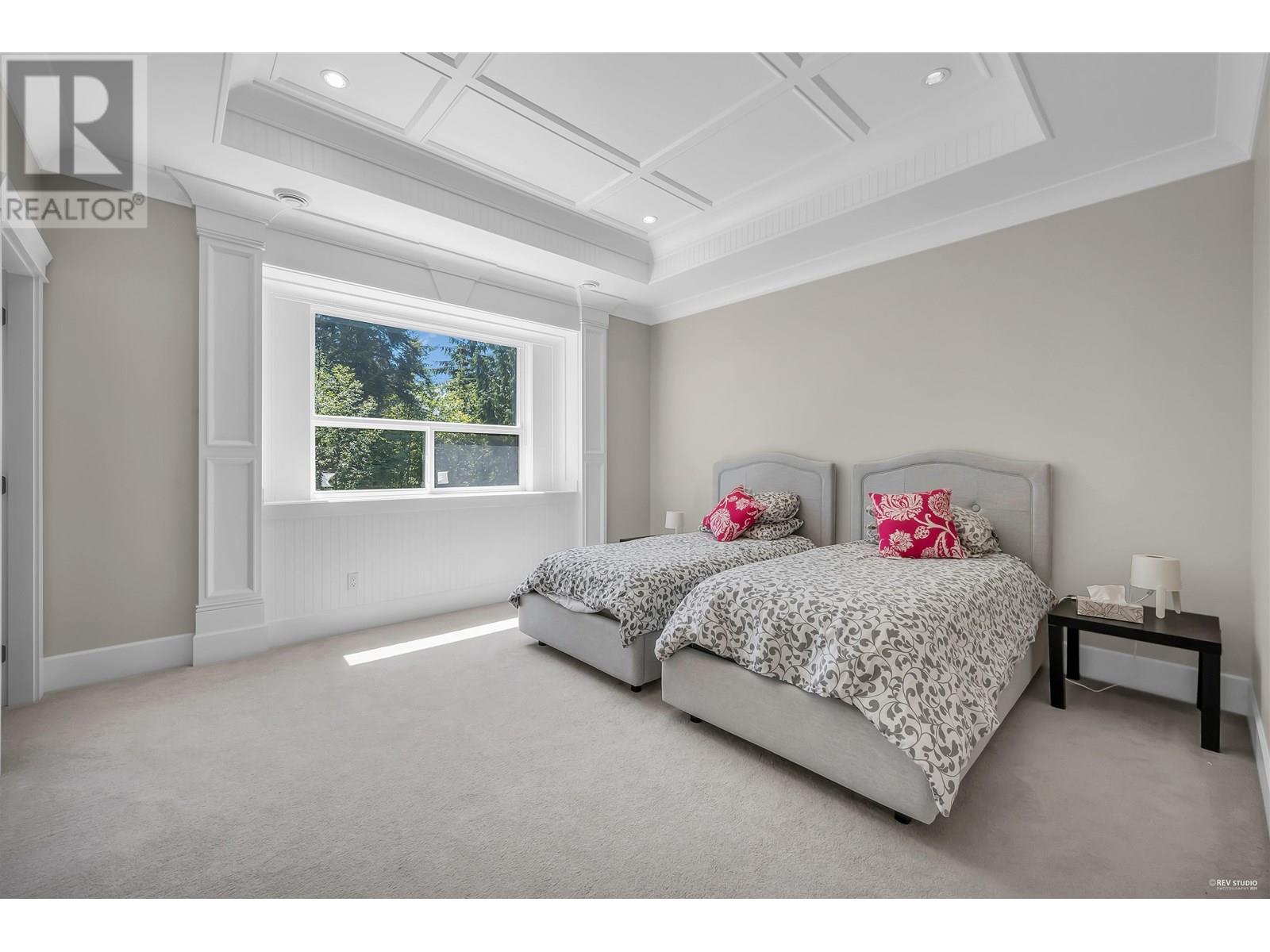1025 THOMSON ROAD, Anmore