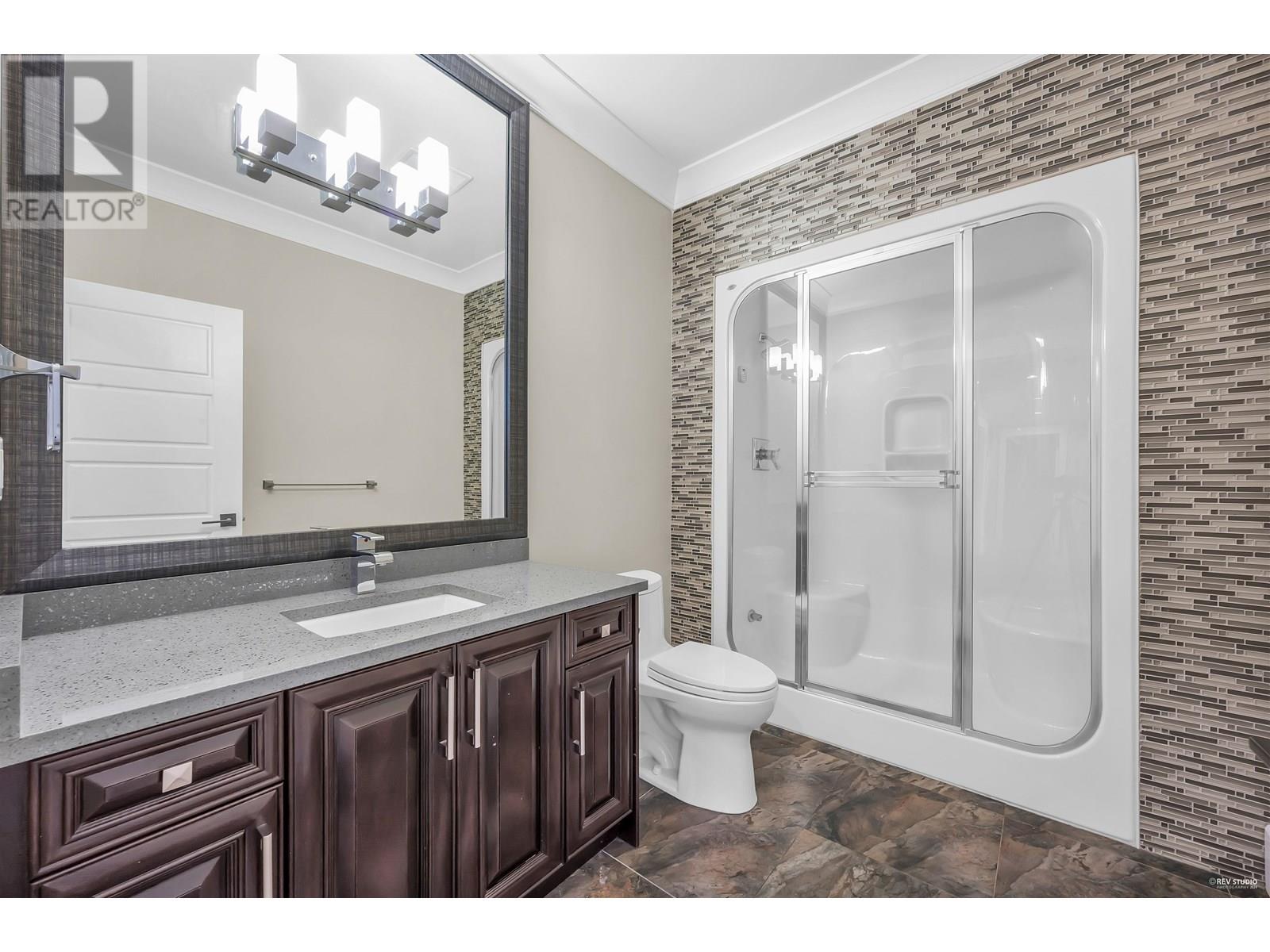 1025 THOMSON ROAD, Anmore