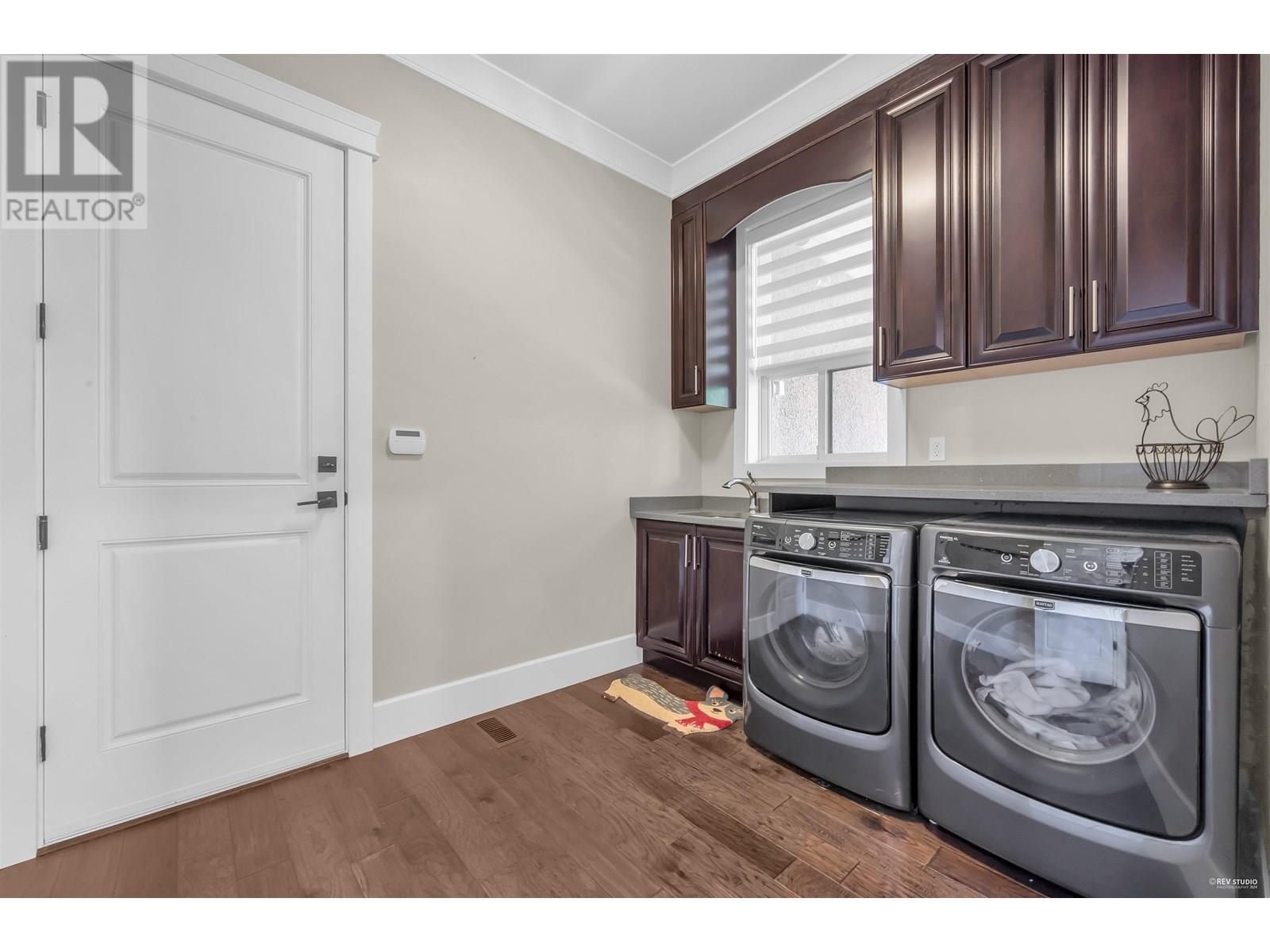 1025 THOMSON ROAD, Anmore