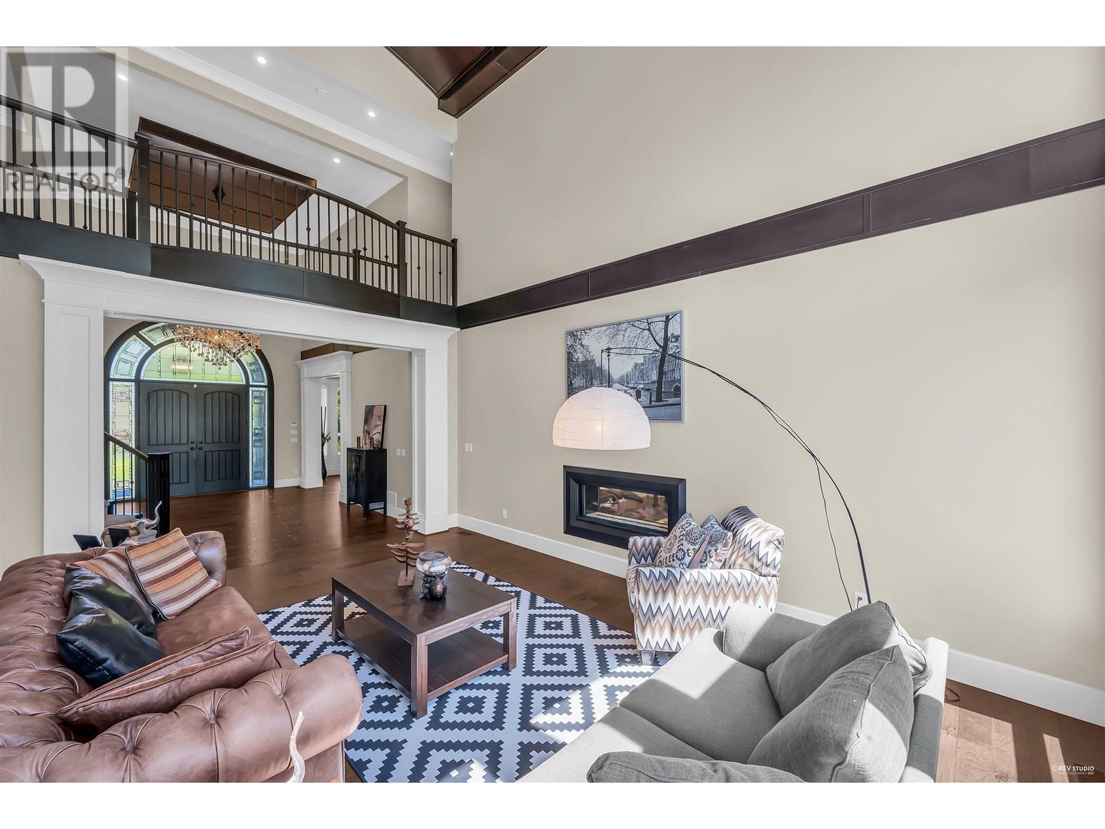 1025 THOMSON ROAD, Anmore