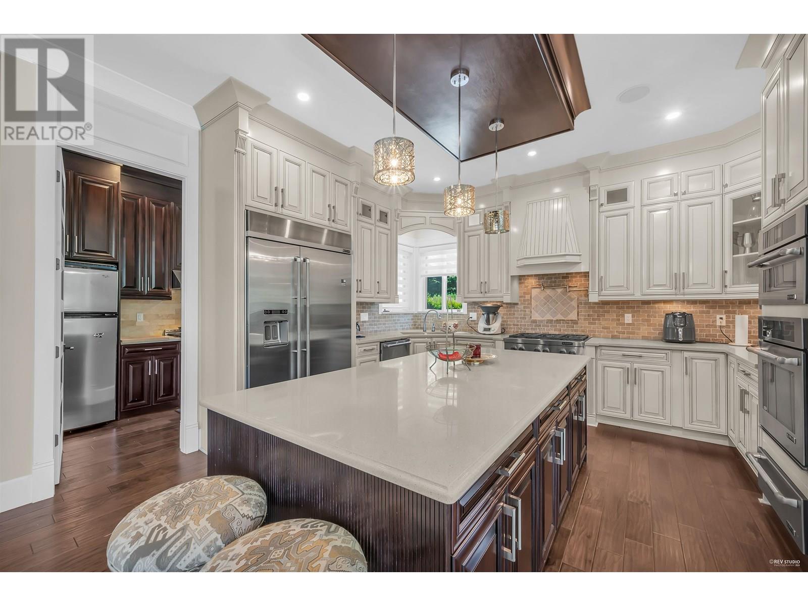 1025 THOMSON ROAD, Anmore