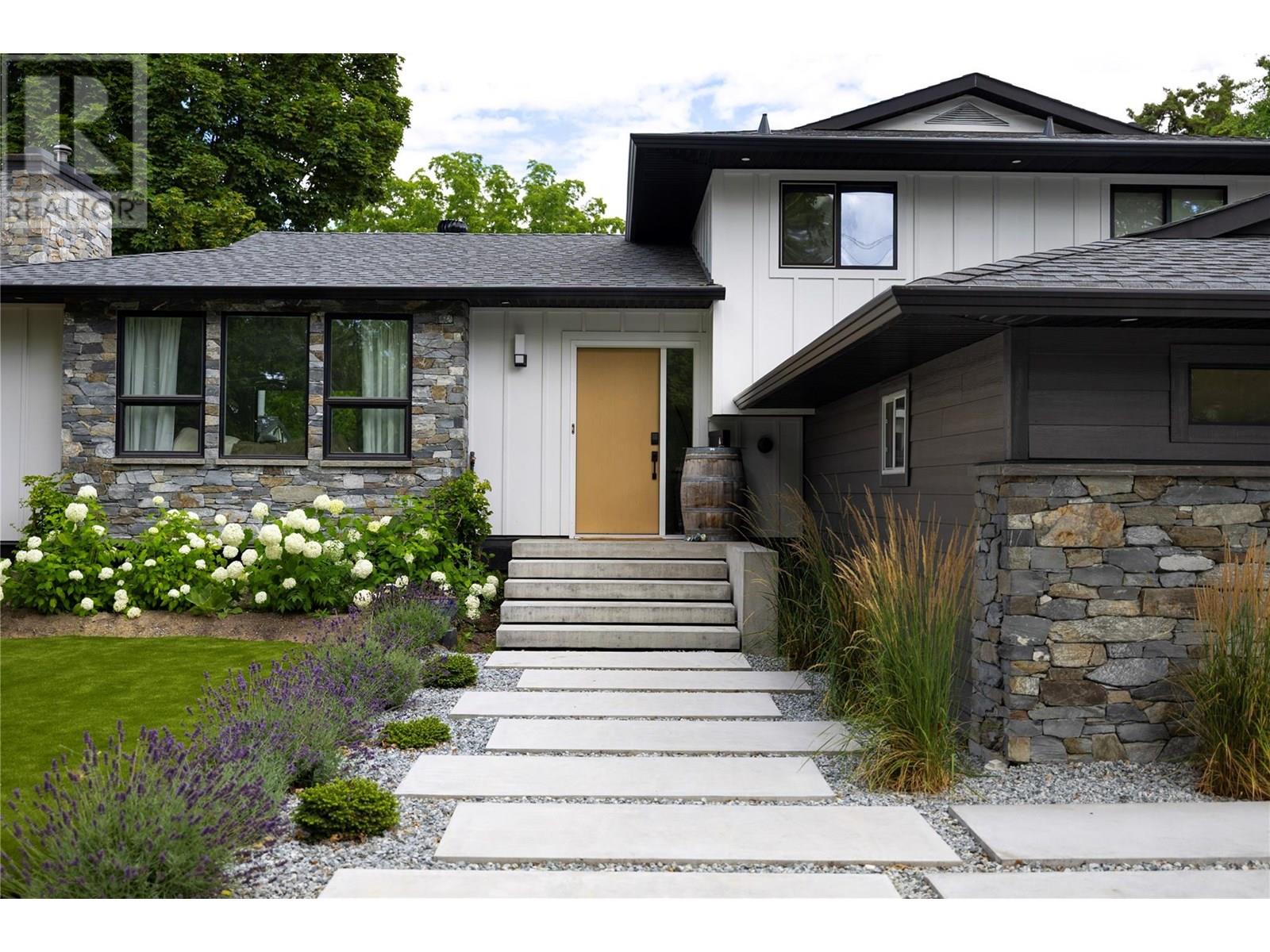 Photo 23 of 4265 Lakeshore Road, Kelowna BC