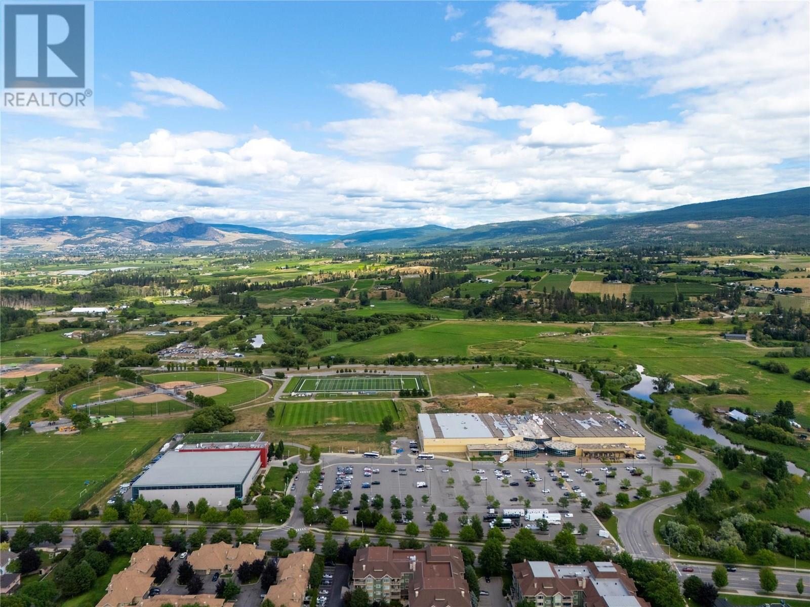 Photo 25 of 4265 Lakeshore Road, Kelowna BC