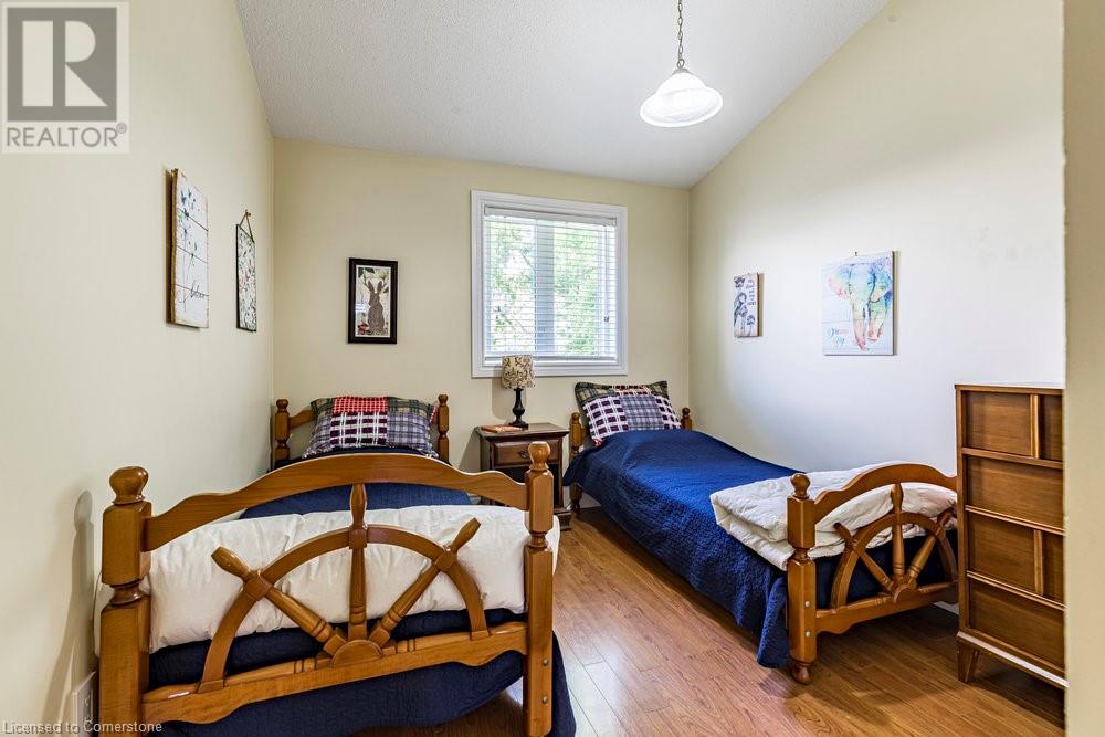 Photo 41 of 1510 Norwood Avenue, Burlington ON