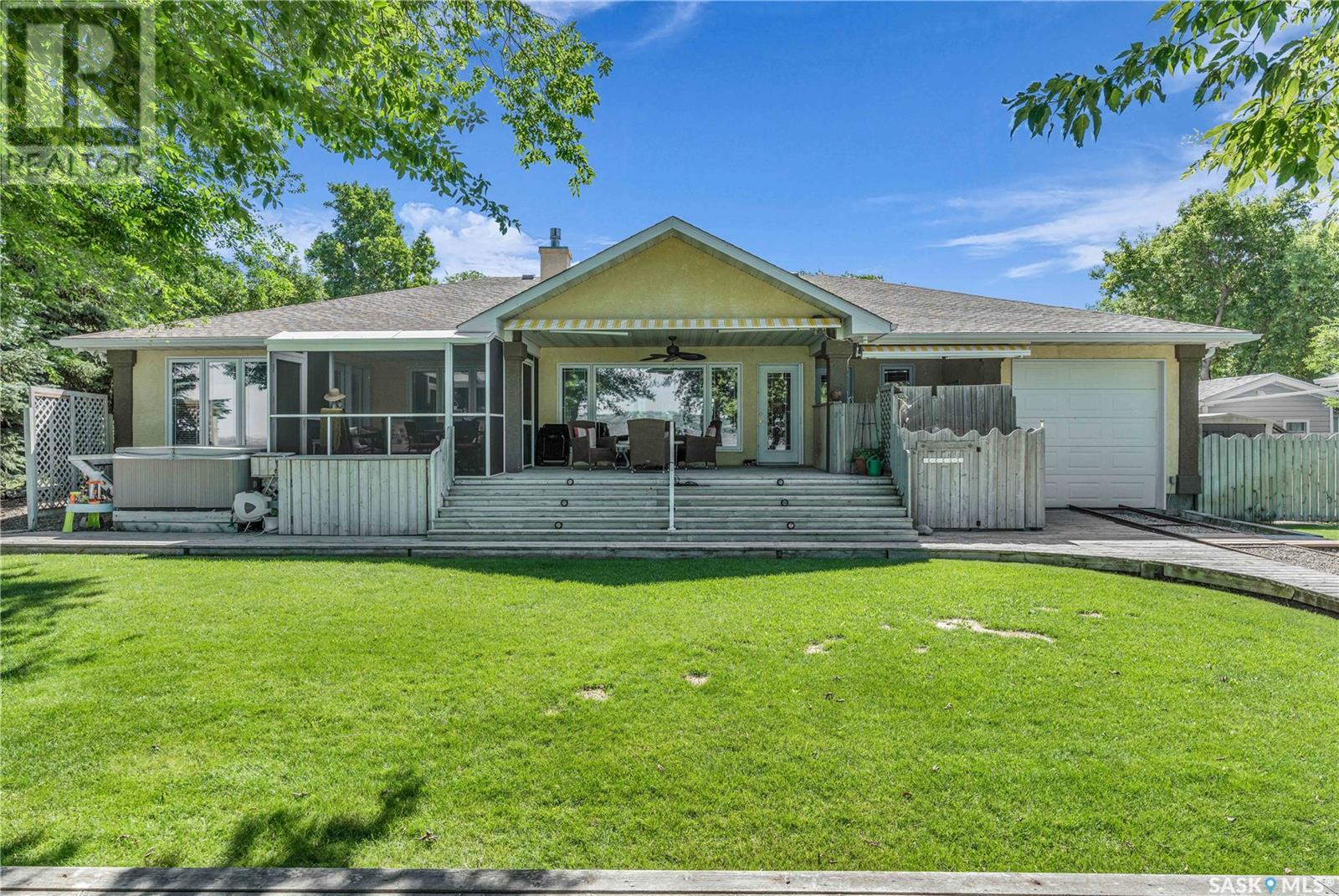 Photo 17 of 430 Poplar Drive, Katepwa Beach SK