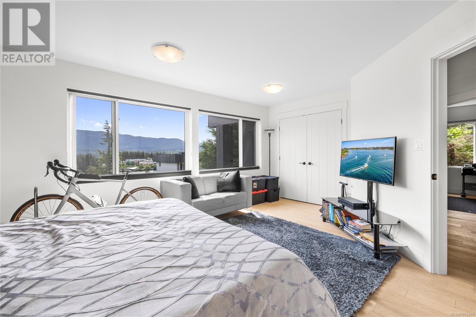 Photo 47 of 241 Woodhaven Dr, Nanaimo BC