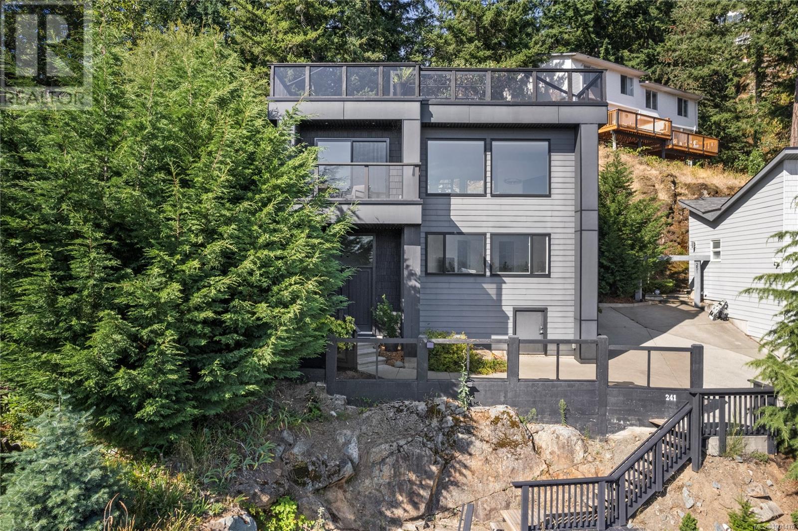 Photo 42 of 241 Woodhaven Dr, Nanaimo BC