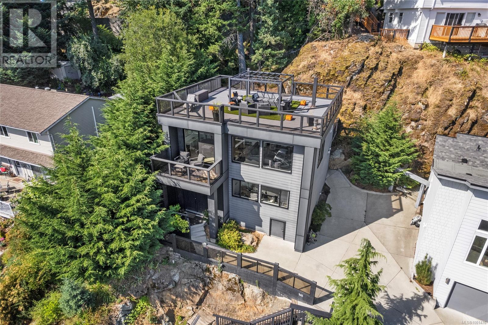 Photo 30 of 241 Woodhaven Dr, Nanaimo BC