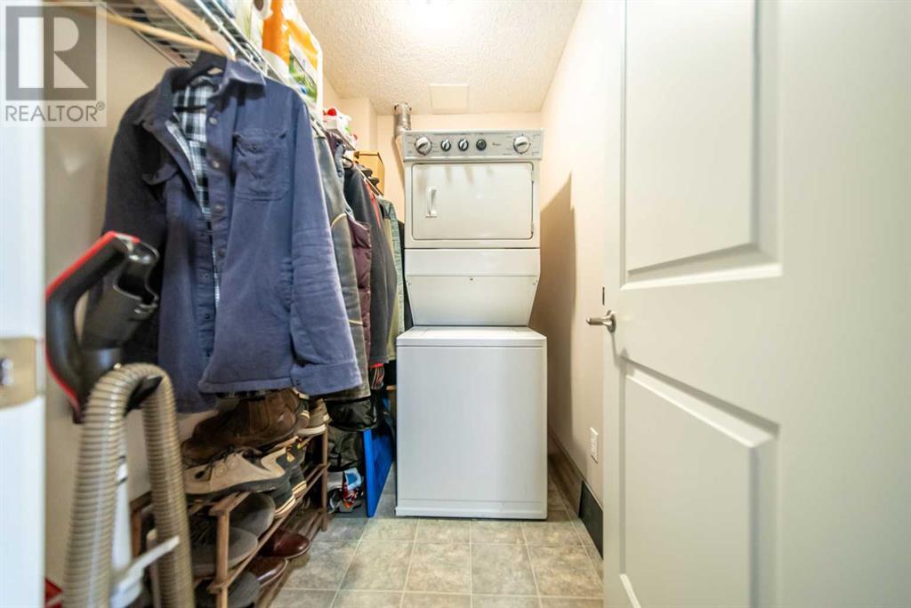 Single Family House for Sale in   Lake Fraser Drive SE Lake Bonavista Calgary 