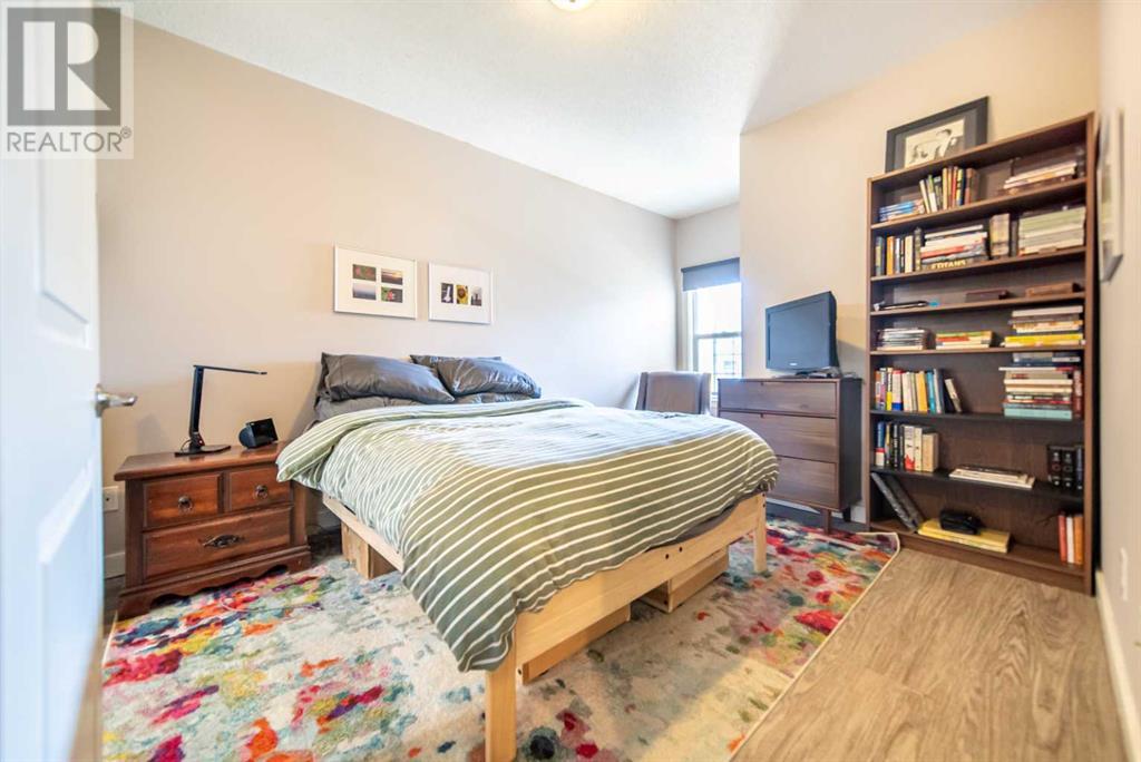 Single Family House for Sale in   Lake Fraser Drive SE Lake Bonavista Calgary 