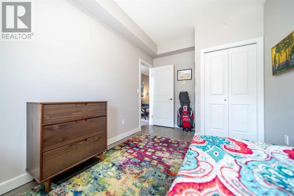 Single Family House for Sale in   Lake Fraser Drive SE Lake Bonavista Calgary 