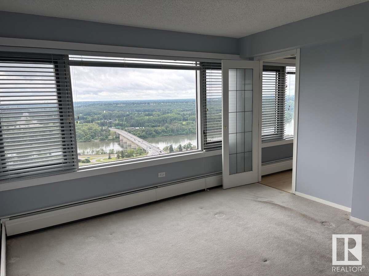 Photo 3 of 1804 10011 123 St Nw, Edmonton AB