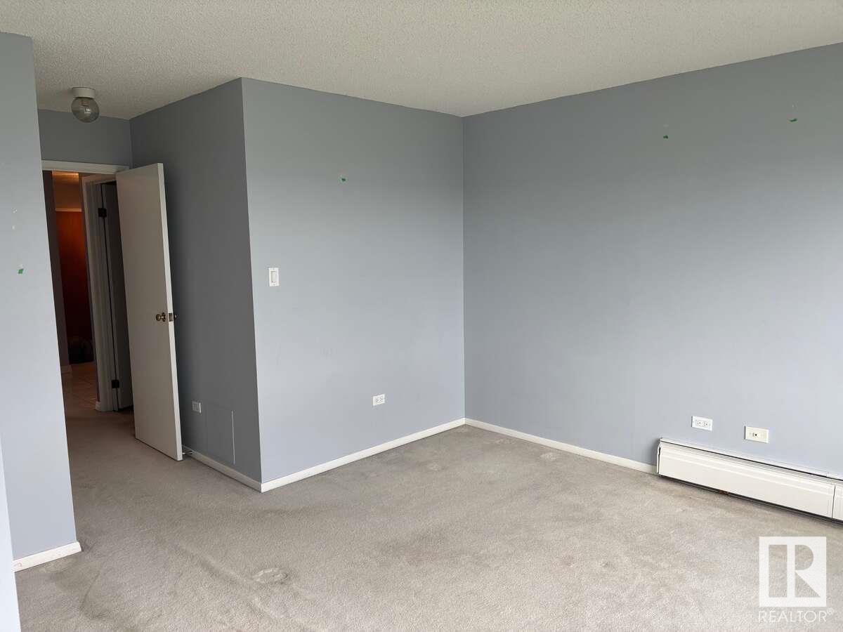 Photo 7 of 1804 10011 123 St Nw, Edmonton AB