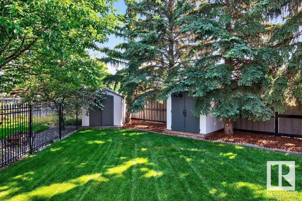 Photo 62 of 690 Henderson St Nw, Edmonton AB