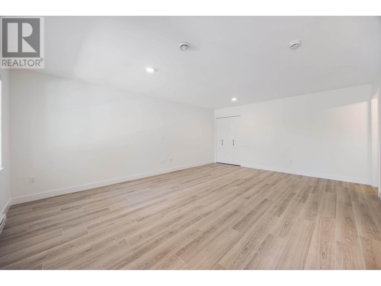 Photo 4 of 103 3421 Queenston Avenue, Coquitlam BC