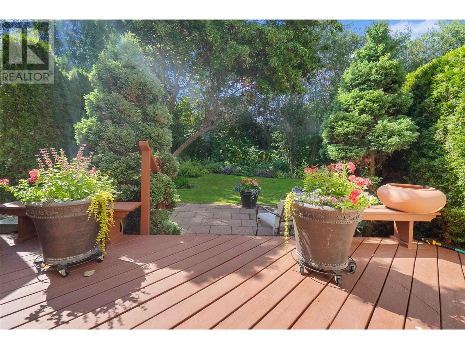 Photo 13 of 660 24 Street Ne Unit 6, Salmon Arm BC