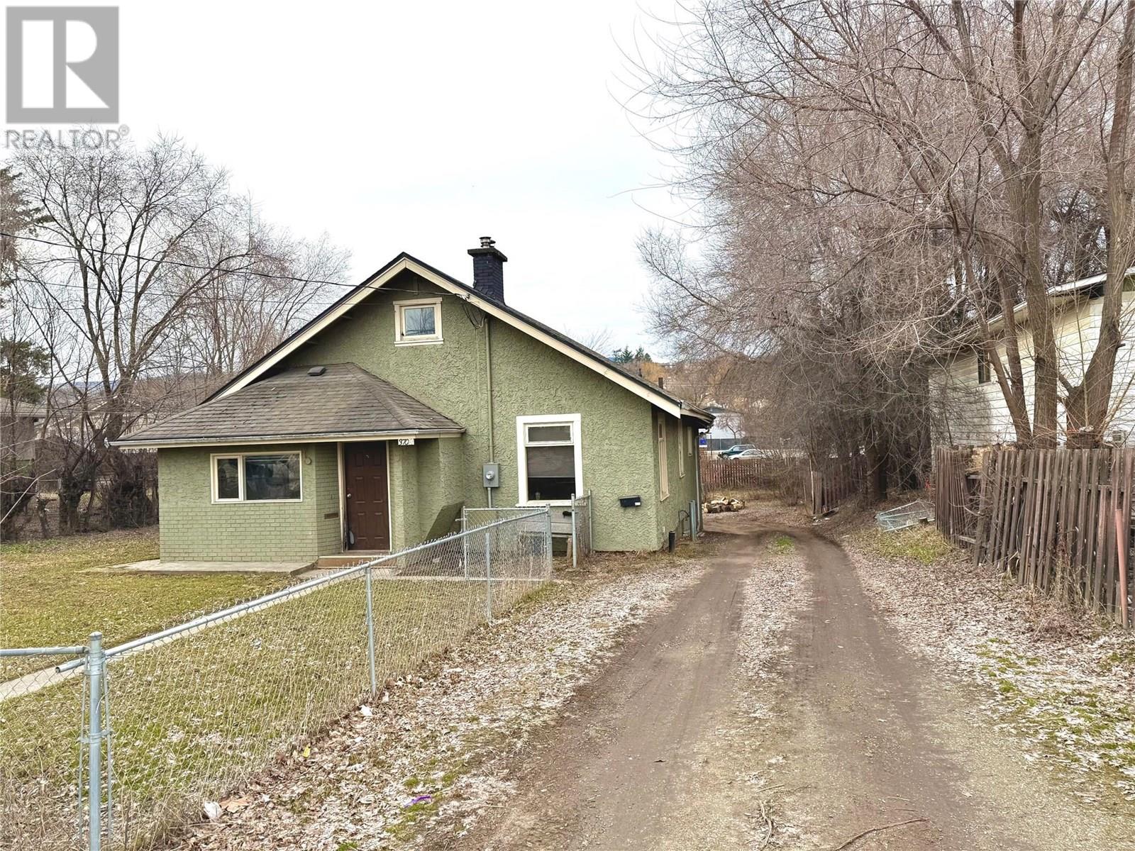 Photo 2 of 3708 25 Avenue, Vernon BC