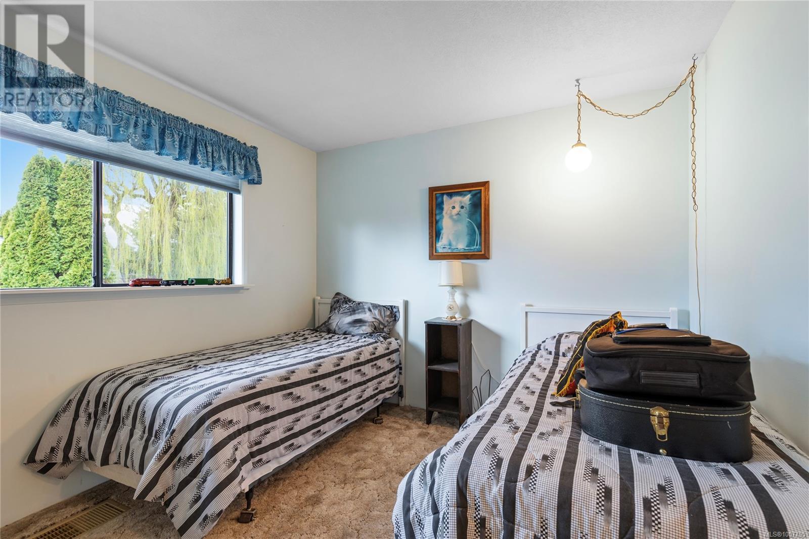 Photo 11 of 191 Mckinnon St, Parksville BC