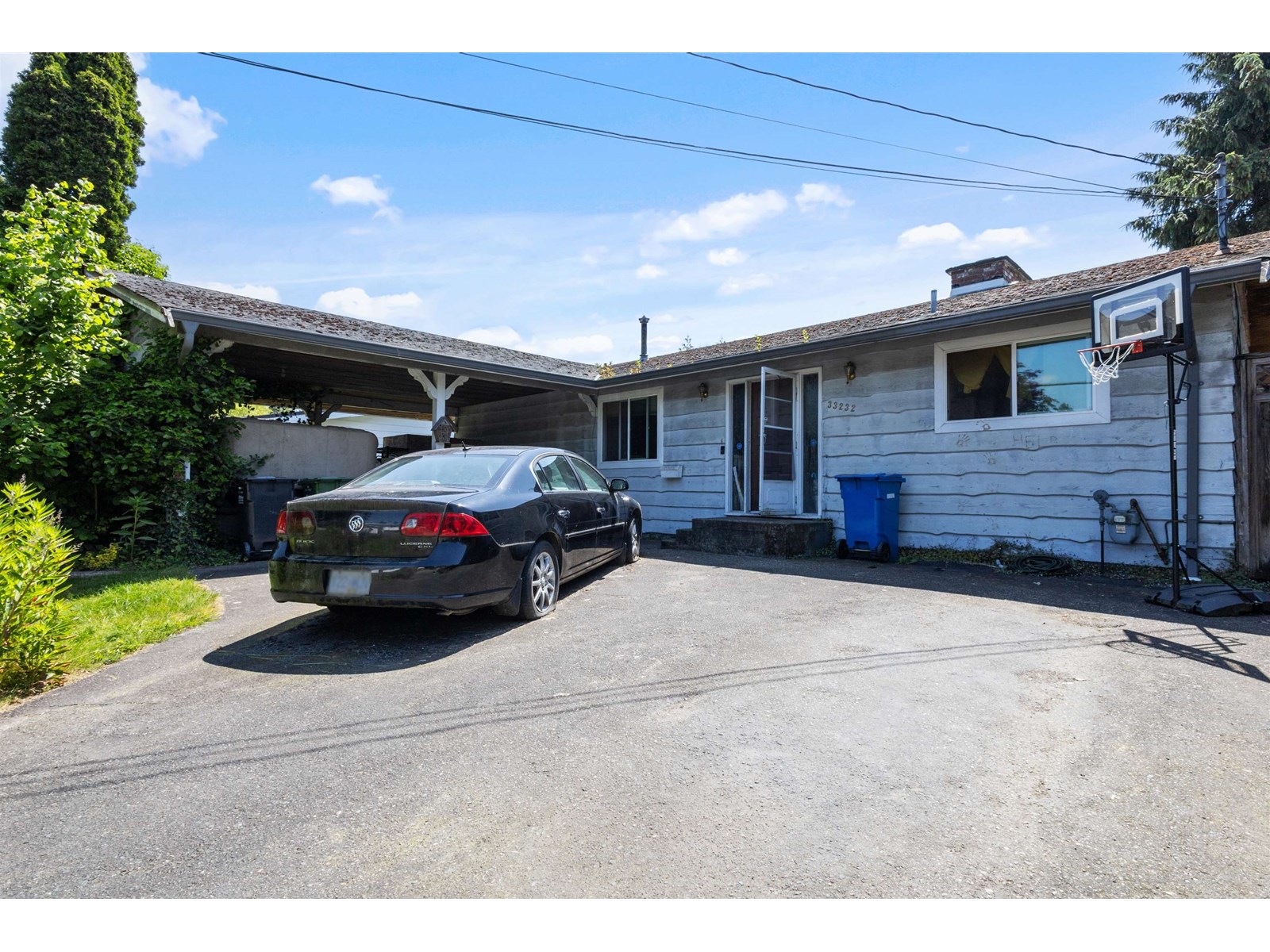 Photo 1 of 33232 Plaxton Crescent, Abbotsford BC