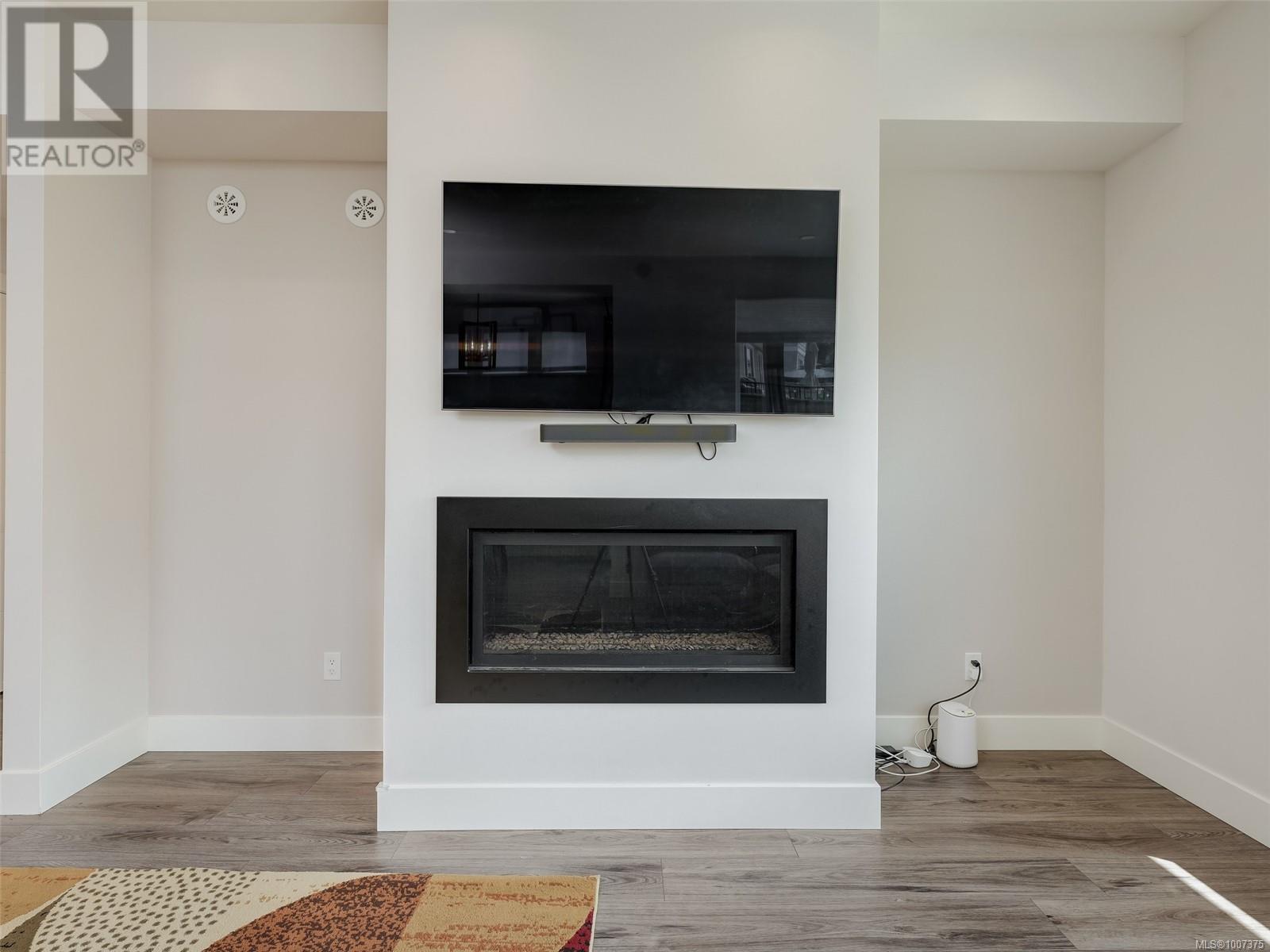 Photo 5 of 6545 Helgesen Rd, Sooke BC