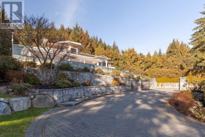 1167 EYREMOUNT DRIVE, West Vancouver