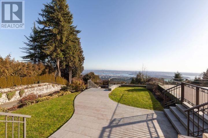 1167 EYREMOUNT DRIVE, West Vancouver