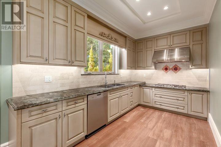 1167 EYREMOUNT DRIVE, West Vancouver