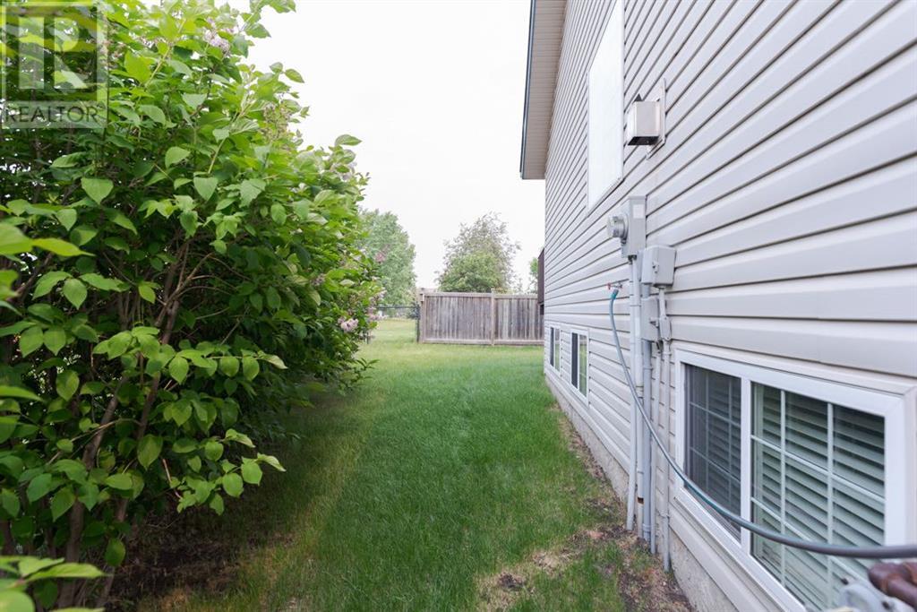 Photo 43 of 122 Laboucane Bay, Fort Mcmurray AB