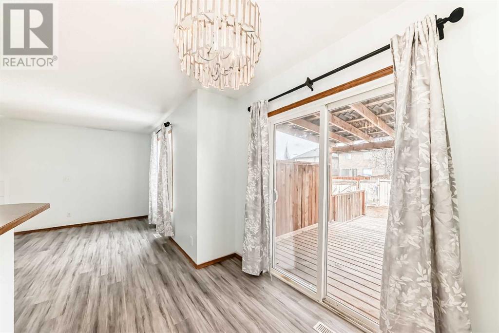 Single Family House for Sale in  Saddleback Way NE Saddle Ridge Calgary 