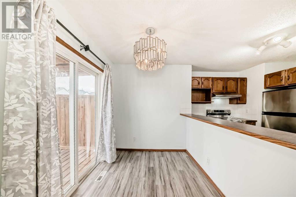 Single Family House for Sale in  Saddleback Way NE Saddle Ridge Calgary 
