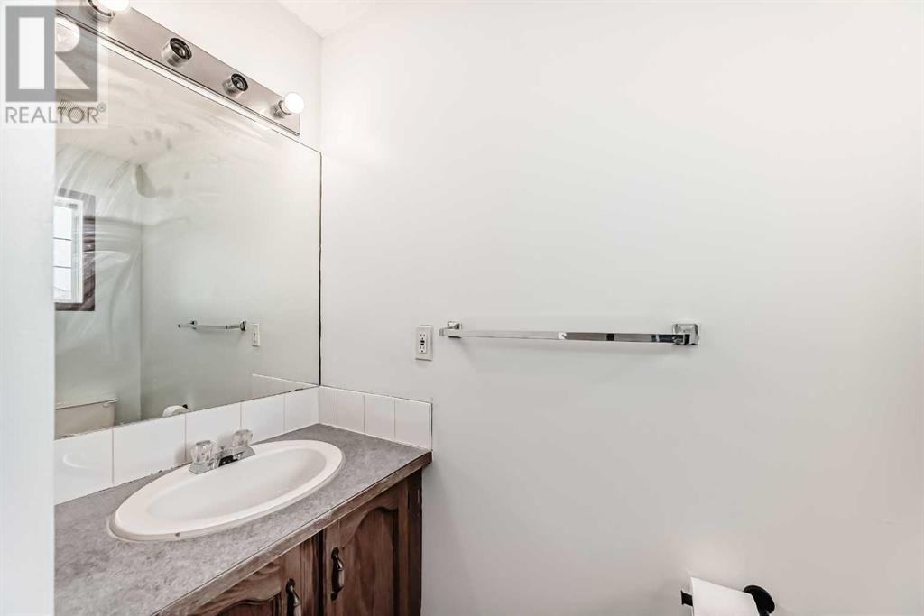 Single Family House for Sale in  Saddleback Way NE Saddle Ridge Calgary 