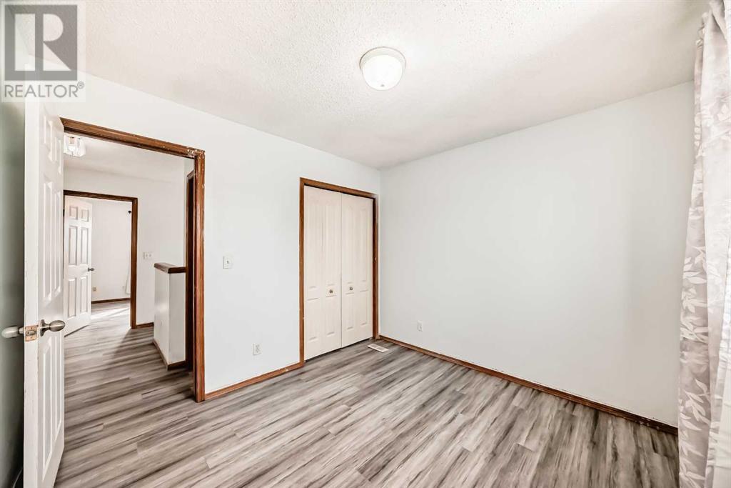 Single Family House for Sale in  Saddleback Way NE Saddle Ridge Calgary 