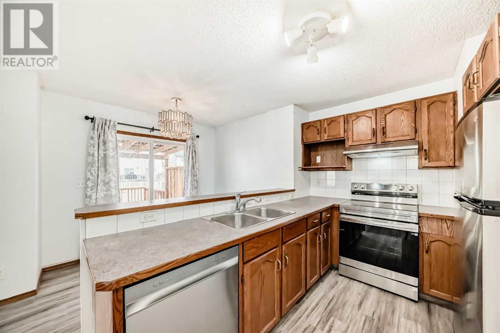 Single Family House for Sale in  Saddleback Way NE Saddle Ridge Calgary 