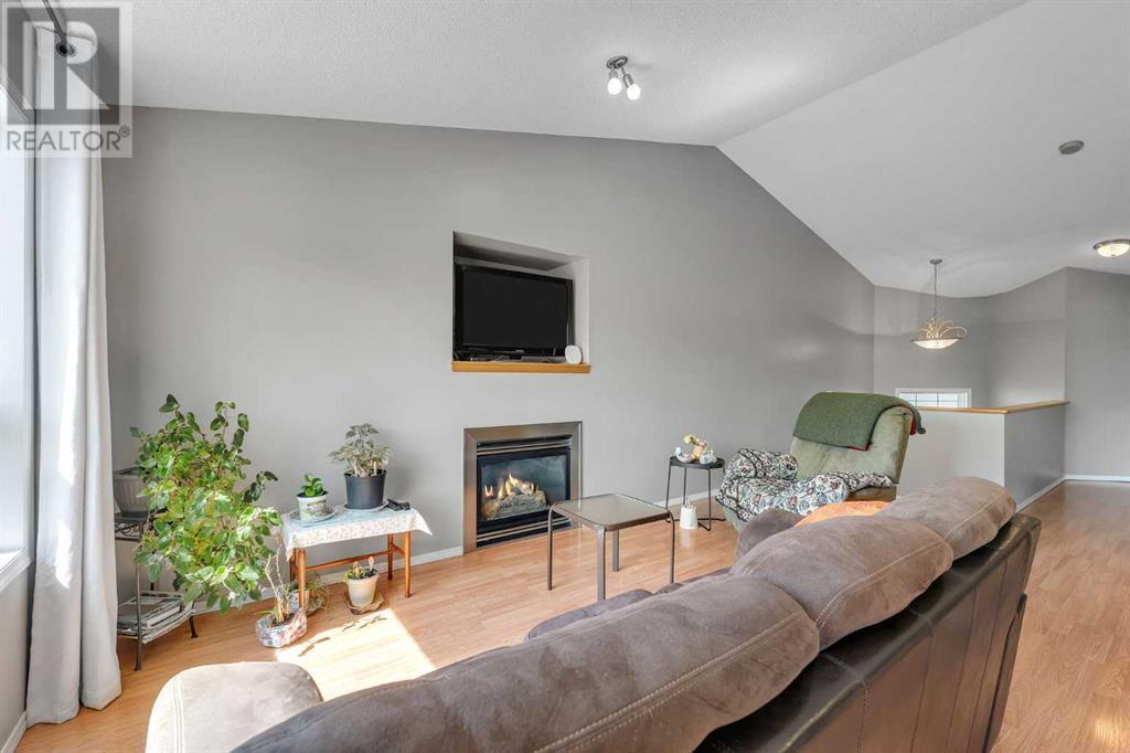 Single Family House Bi-level for Sale in  Covehaven Court NE Coventry Hills Calgary 