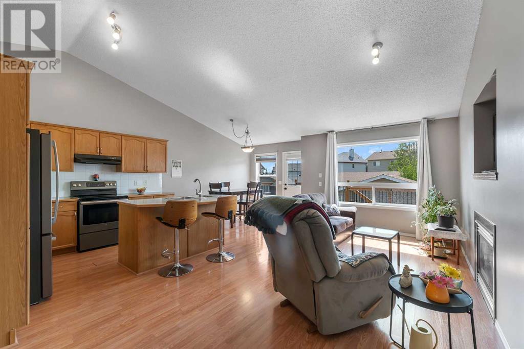 Single Family House Bi-level for Sale in  Covehaven Court NE Coventry Hills Calgary 