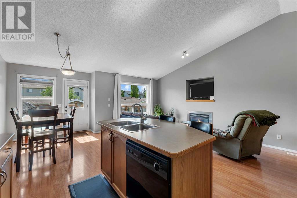 Single Family House Bi-level for Sale in  Covehaven Court NE Coventry Hills Calgary 