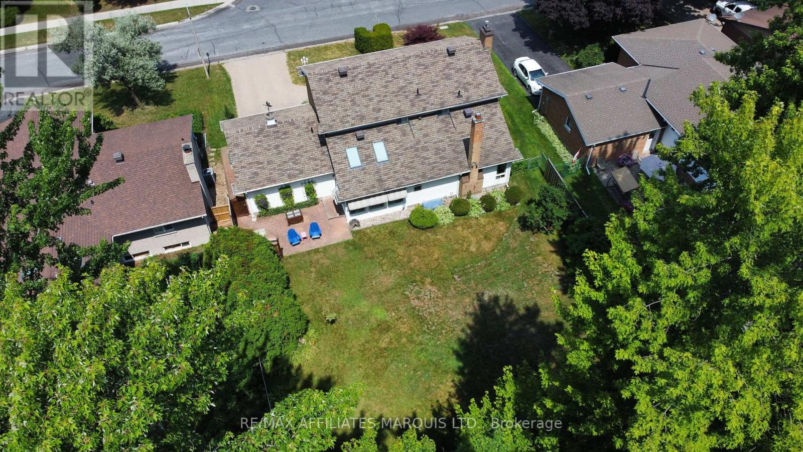 Photo 33 of 1626 Grant Avenue, Cornwall ON