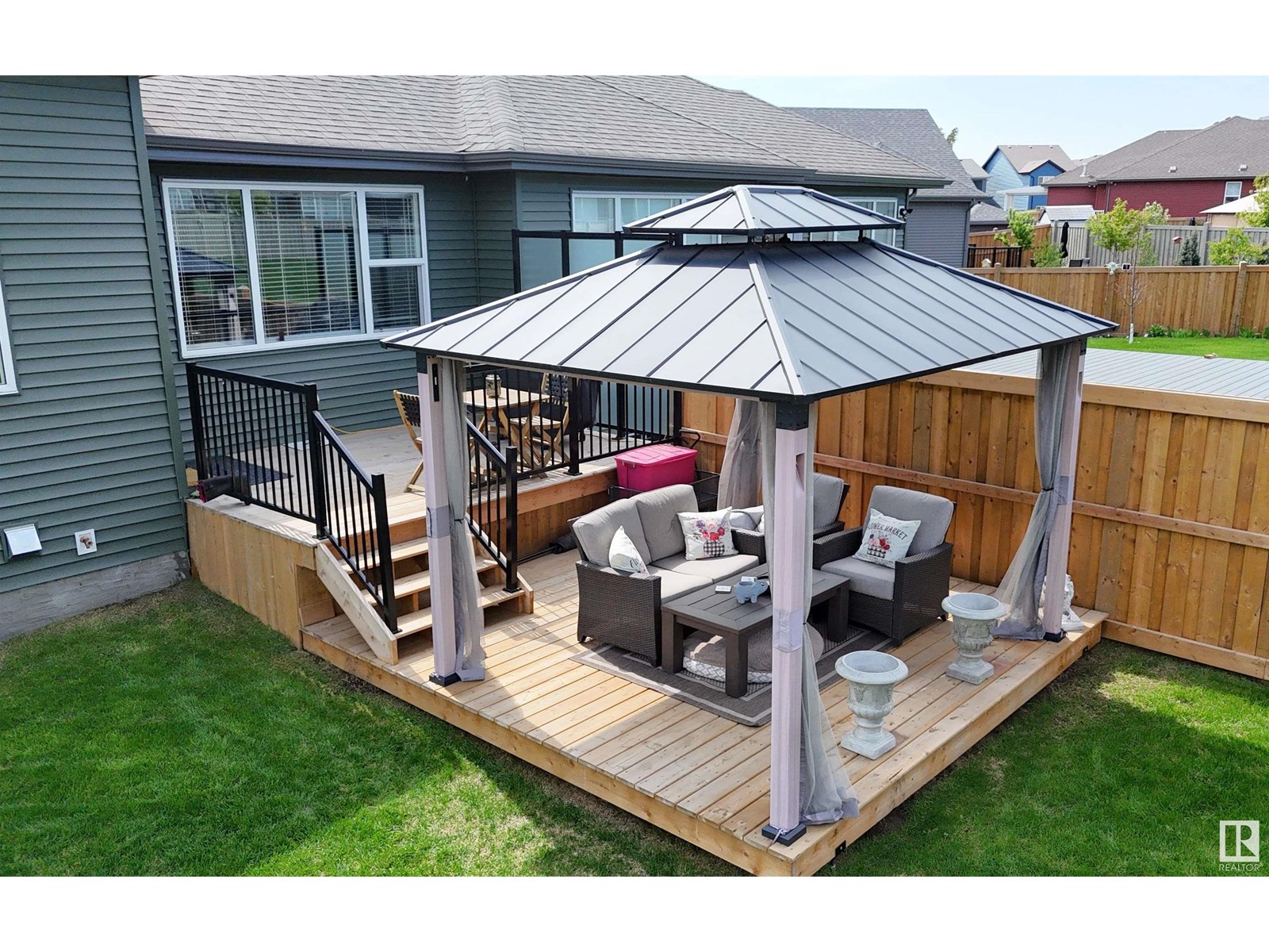 Photo 37 of 22114 81 A Av Nw, Edmonton AB