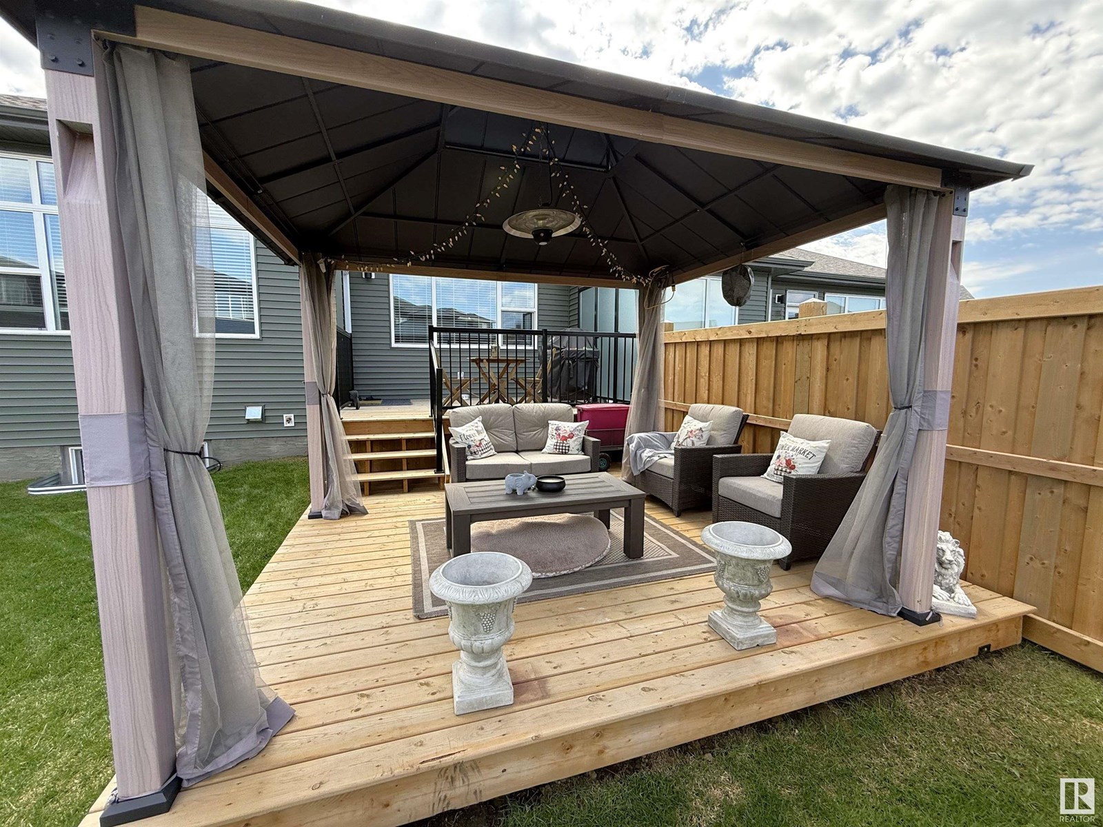 Photo 41 of 22114 81 A Av Nw, Edmonton AB