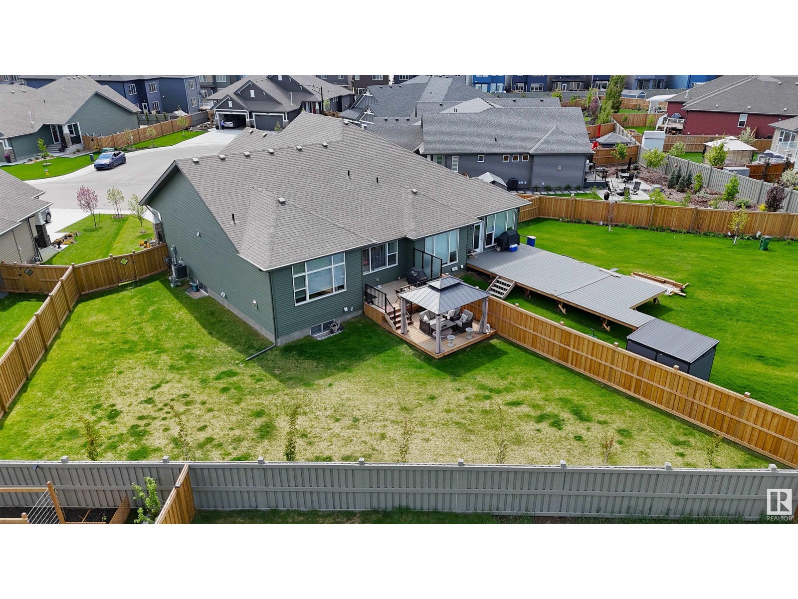 Photo 47 of 22114 81 A Av Nw, Edmonton AB