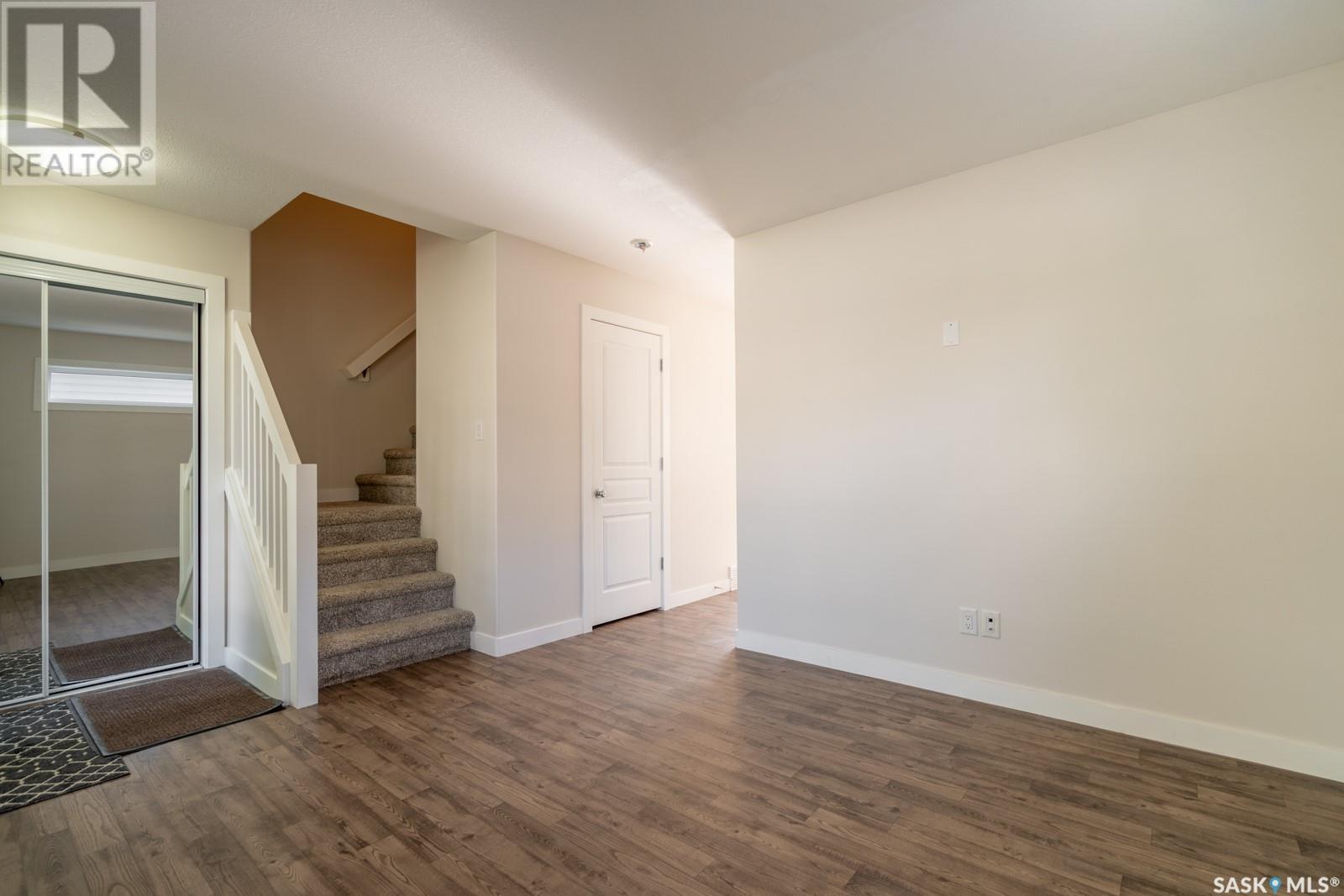 Photo 3 of 4562 James Hill Road, Regina SK