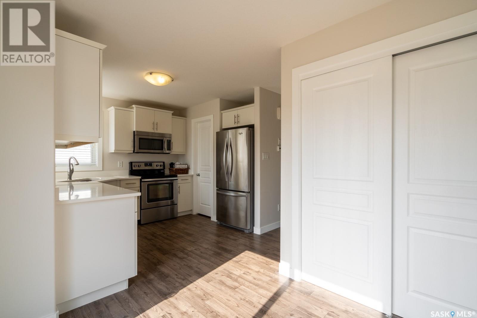 Photo 5 of 4562 James Hill Road, Regina SK