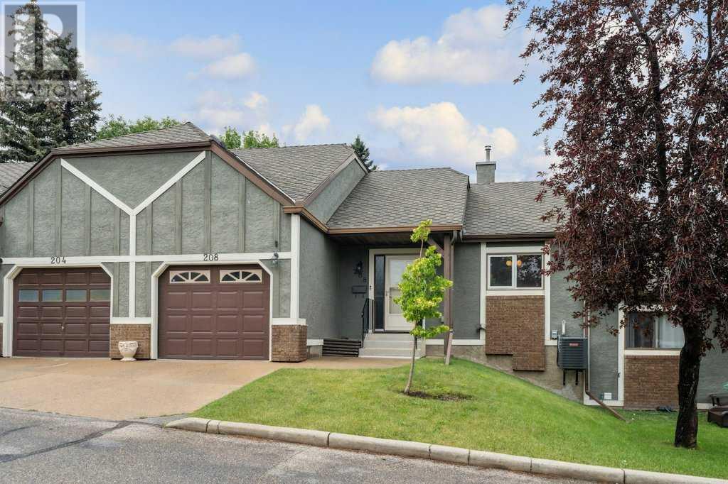 Single Family House Bungalow for Sale in  Coach Side Road SW Coach Hill Calgary 